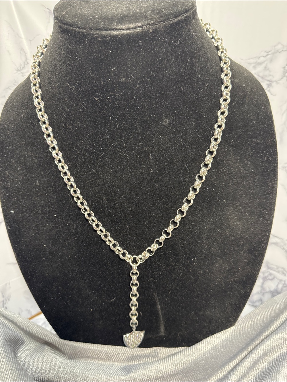 Source Unknown Silver-Tone Chain Necklace with Pave Heart Charm